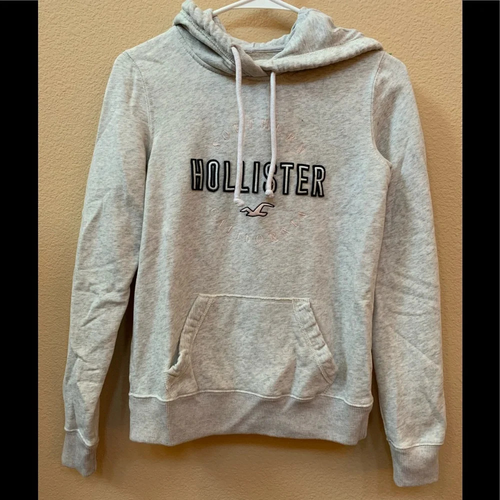 Hollister Heather Grey Hoodie XS‎ so soft!!